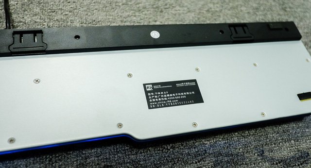 Bàn phím giả cơ chuyên Game Led R8 1818